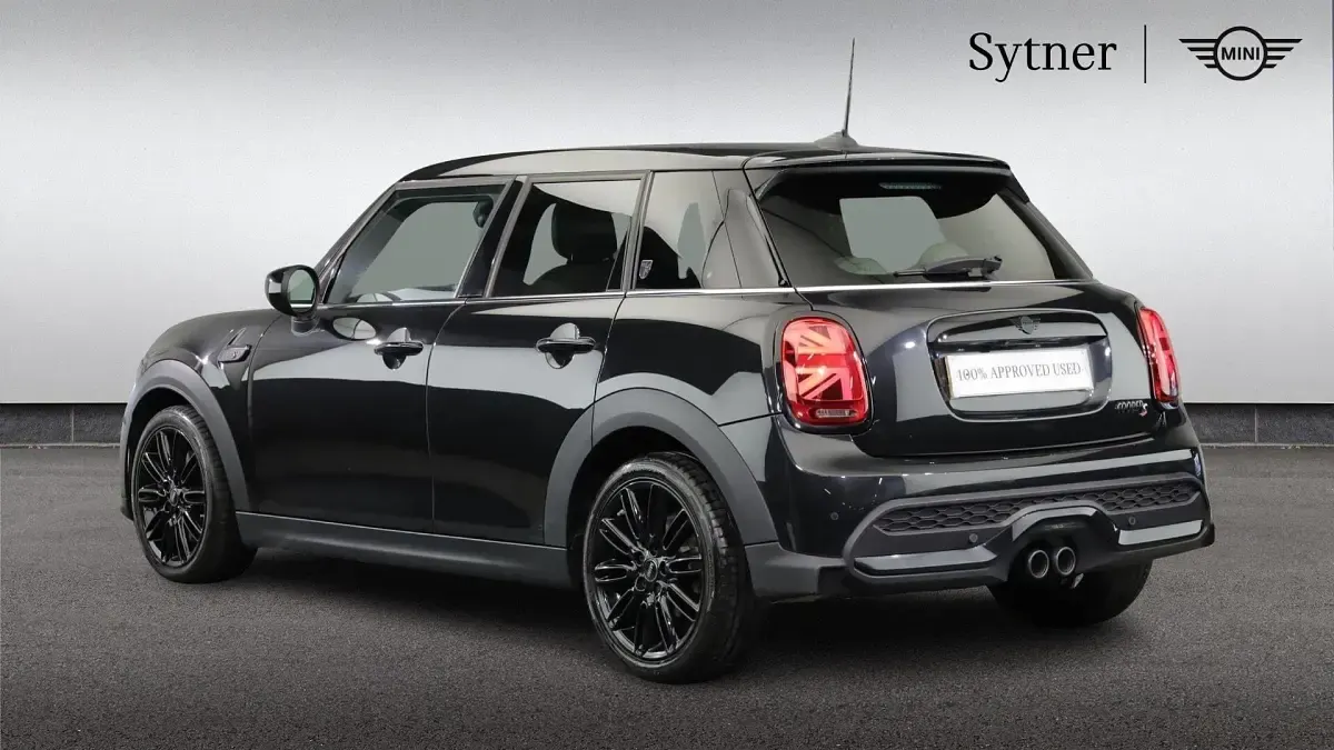 Used Mini Cooper S Exclusive 176 HP (129 kW) 2023 Black Hatchback
