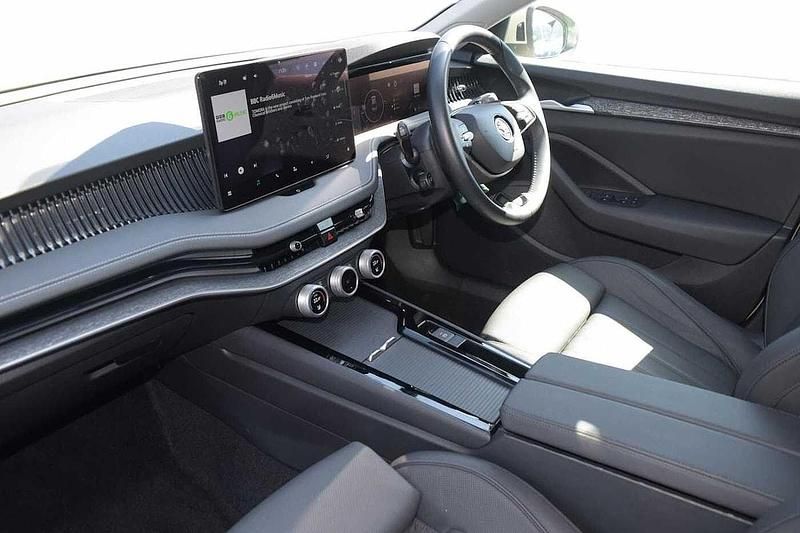 Used Skoda Superb SE L 150 HP (110 kW) 2024 Yellow Hatchback