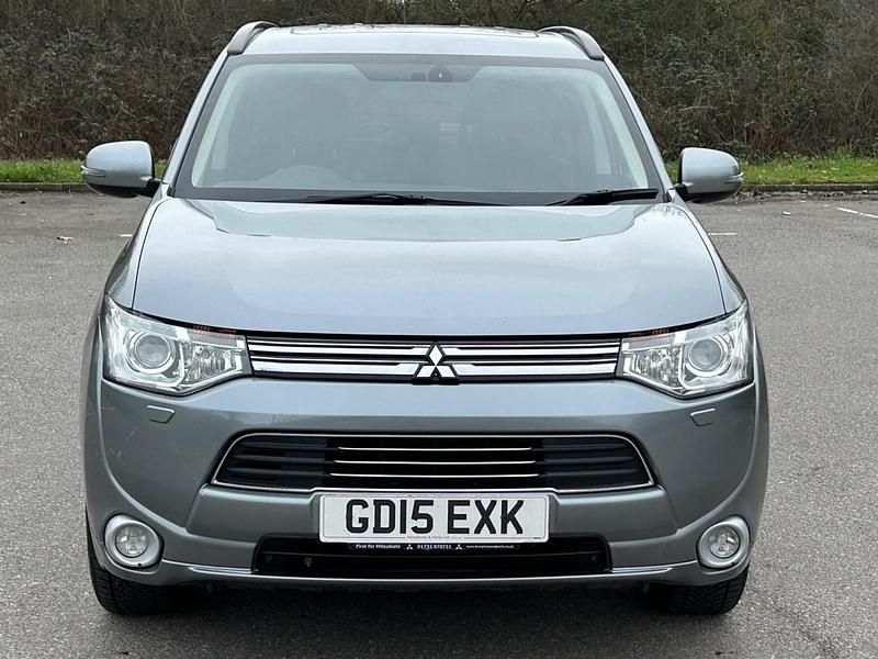 Used Mitsubishi Outlander P-HEV 2015 Grey Estate