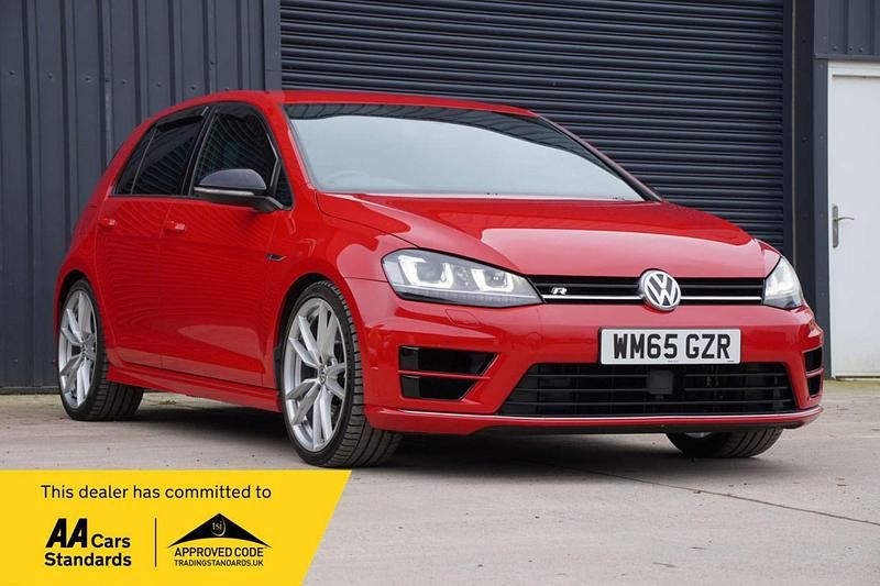 Used VW Golf VII R 300 HP (220 kW) 2015 Red Hatchback