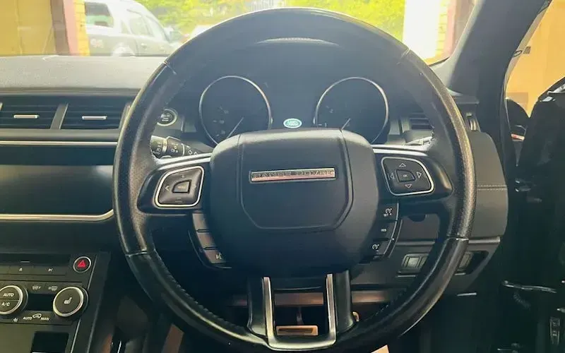 Used Land Rover Range Rover evoque HSE Dynamic 179 HP (131 kW) 2017 Grey SUV