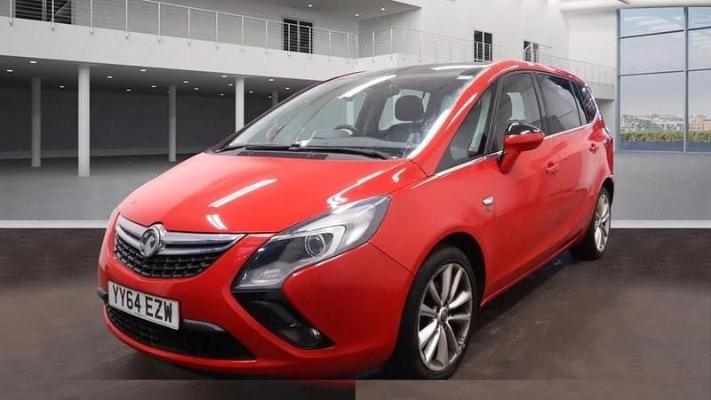 Used Vauxhall Zafira Elite 2014 Red MPV