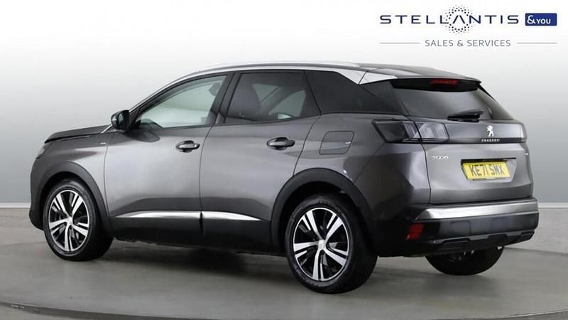 Used Peugeot 3008 Allure Premium 222 HP (163 kW) 2021 Grey SUV