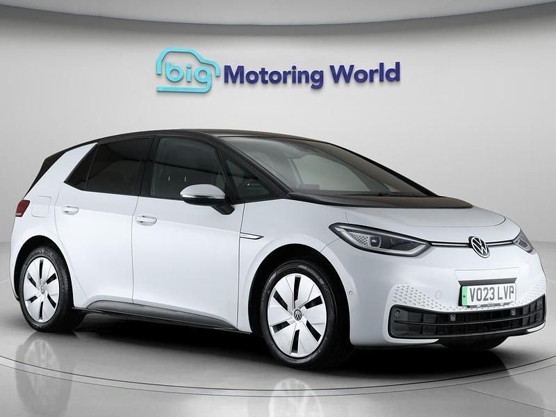 White Used 2023 VW ID.3 Pro Hatchback | £15,500 (Super price) - Image 1/4