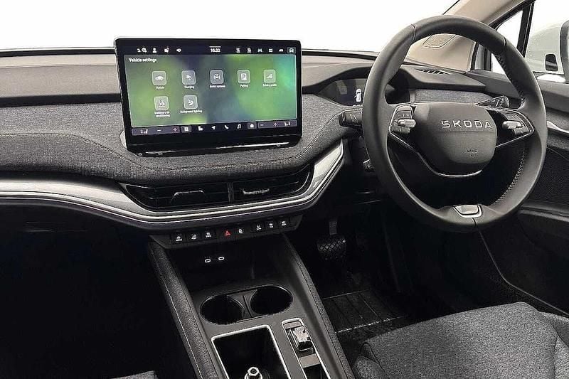 Used Skoda Elroq 150 kW (204 HP) 2025 Moon white metallic SUV