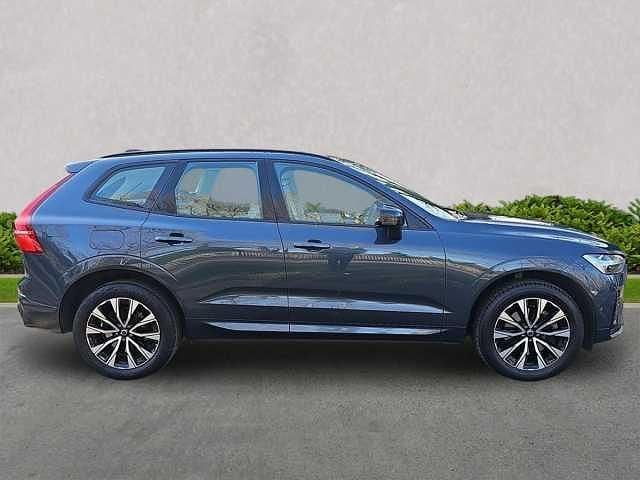 Used Volvo XC60 Plus 250 HP (183 kW) 2024 SUV