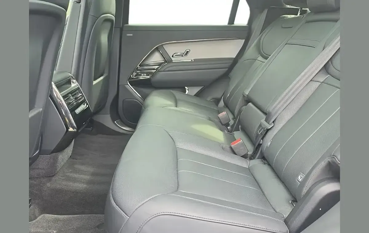 Used Land Rover Range Rover Sport SE Dynamic 296 HP (217 kW) 2024 Grey SUV