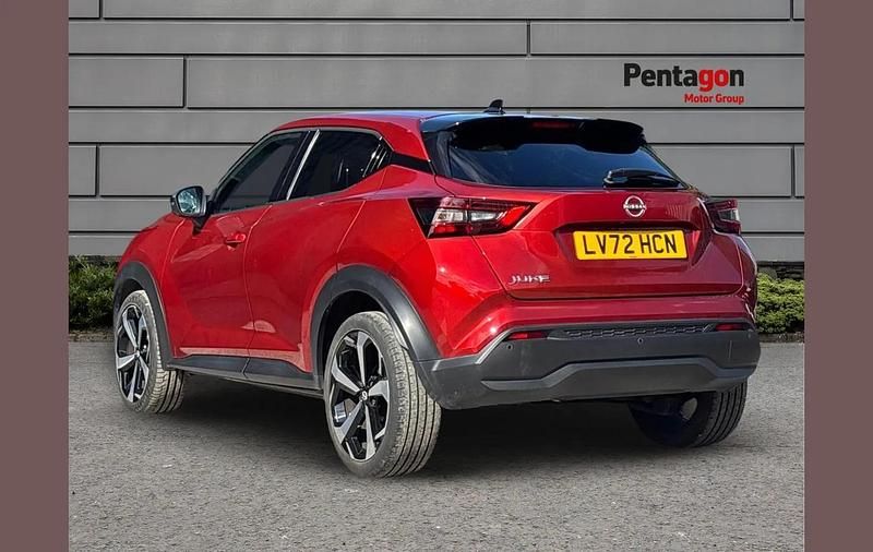 Used Nissan Juke Tekna 114 HP (83 kW) 2022 Red SUV
