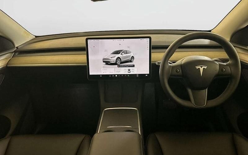 Used Tesla Model Y RWD 219 kW (299 HP) 2024 SUV