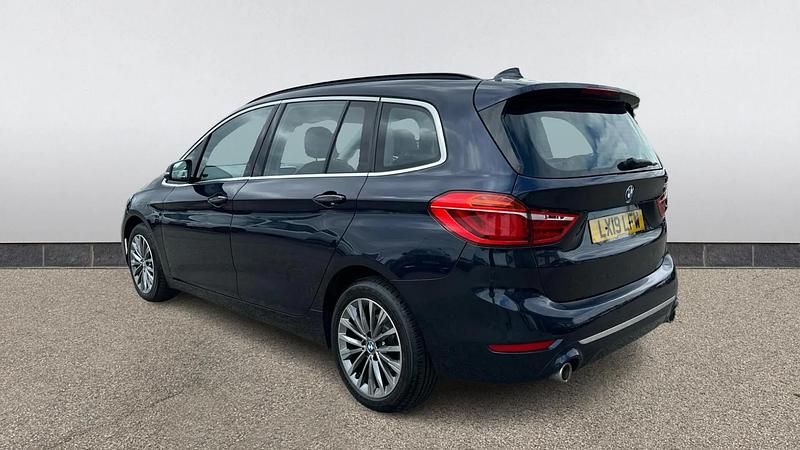 Used BMW 220 Luxury Line 192 HP (141 kW) 2019 Blue Estate