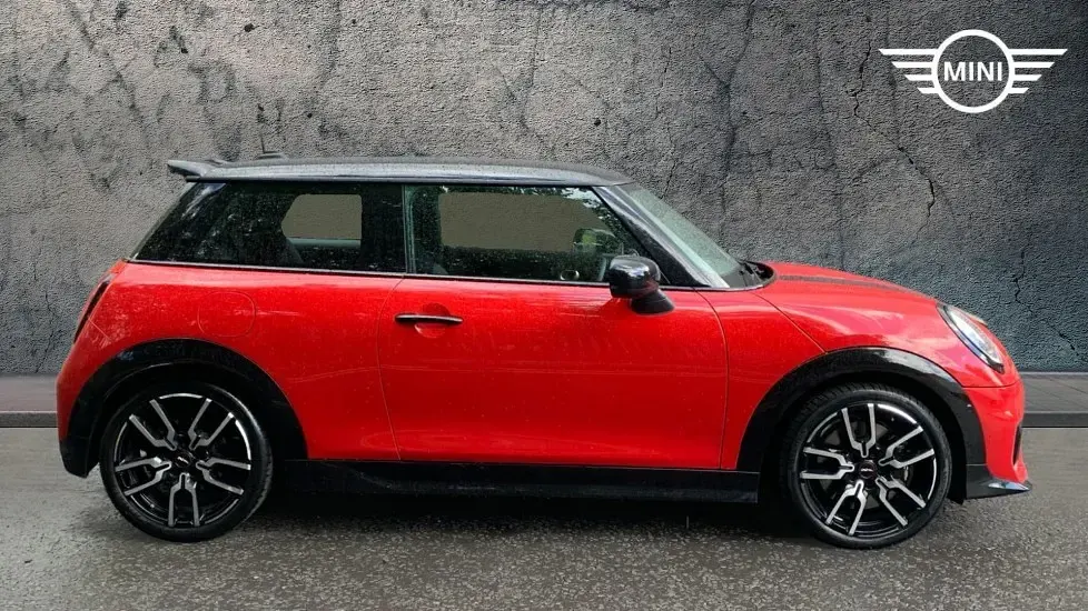 Used Mini Cooper S Hatch 201 HP (147 kW) 2024 Red Hatchback