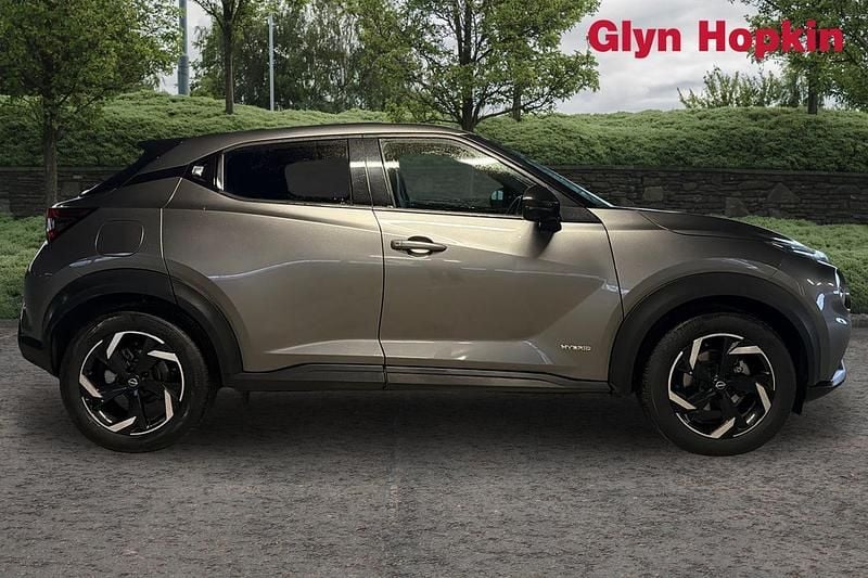 Used Nissan Juke N-Connecta 143 HP (105 kW) 2023 Grey SUV