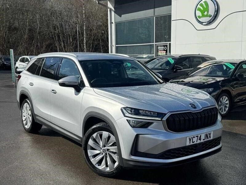 Brilliant silver metallic Used 2024 Skoda Kodiaq SE L SUV | £35,995 (Expensive) - Image 1/4