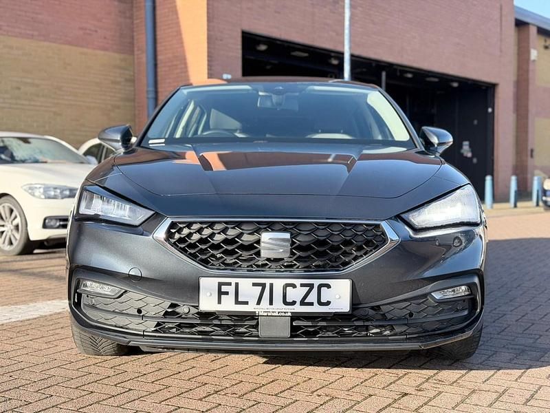 Used Seat Leon SE Dynamic 110 HP (80 kW) 2021 Grey Hatchback