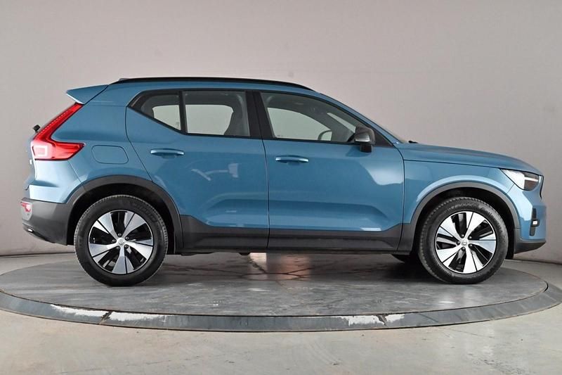 Usado Volvo XC40 Plus 2022 Azul SUV