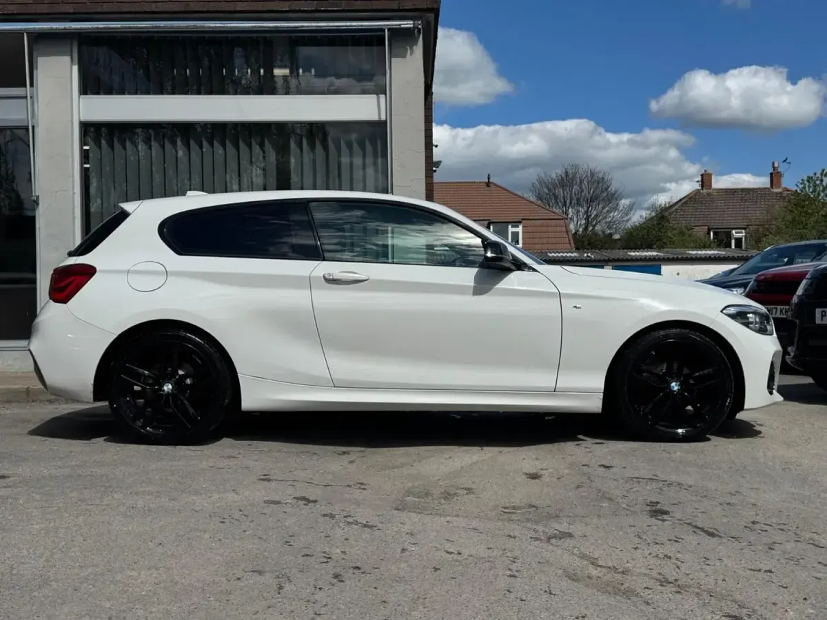 Używany BMW 118 M Sport 2015 Biały Hatchback
