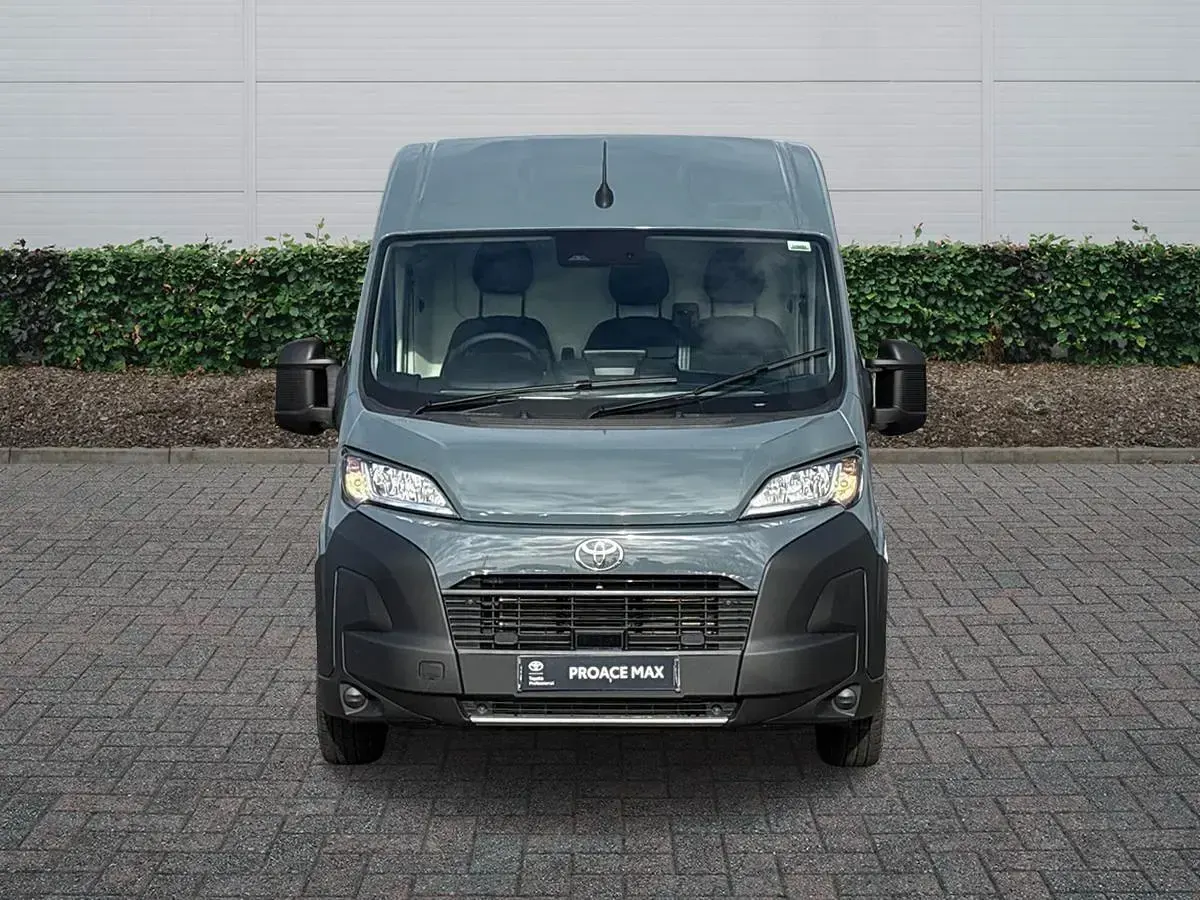 New Toyota Proace H2 2026 Grey/black MPV