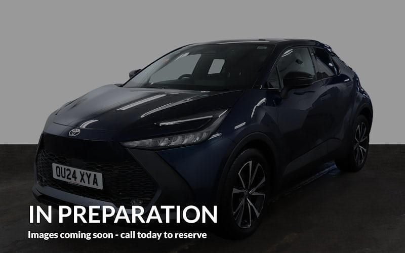 Used Toyota C-HR Design 140 HP (102 kW) 2026 SUV