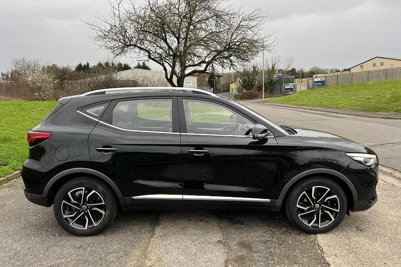 Used MG ZS Exclusive 105 HP (77 kW) 2022 Black SUV