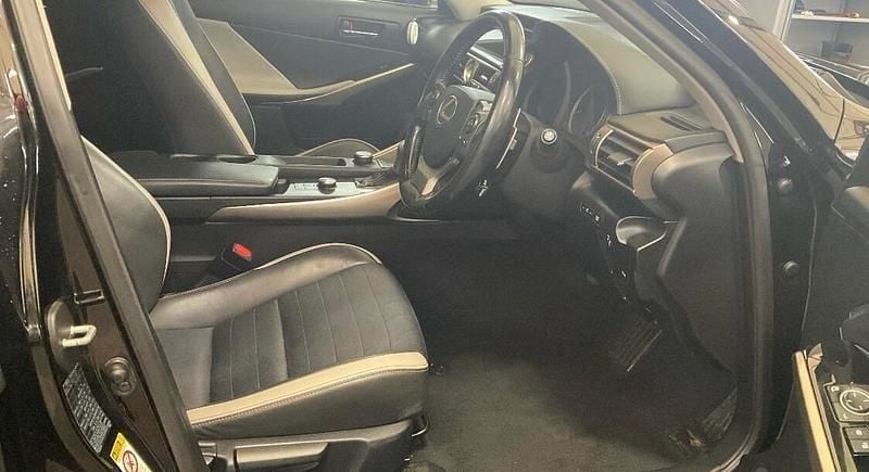Used Lexus IS300h Sport Line 2016 Black Sedan