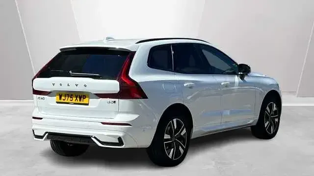 Used Volvo XC60 Plus 247 HP (181 kW) 2025 White SUV