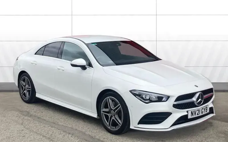 Usado Mercedes CLA200 AMG line 163 HP (119 kW) 2021 Sedan
