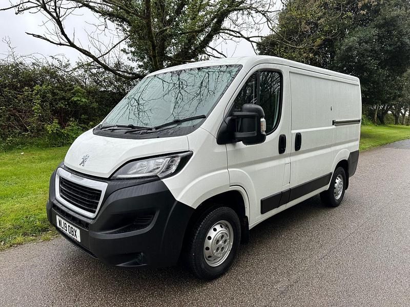 Begagnad Peugeot Boxer 110 HK (80 kW) 2019 Vit Van