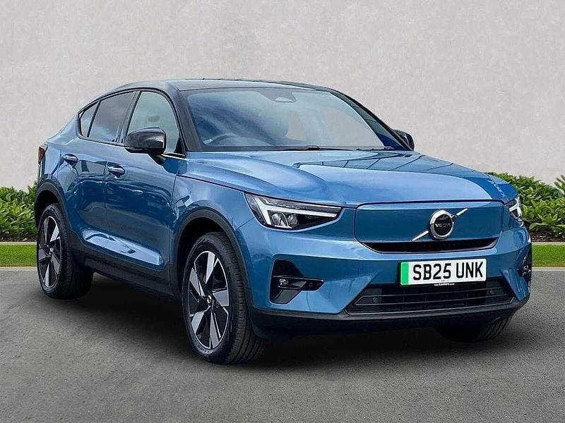 New 2025 Volvo EC40 Plus SUV | £43,699 (Fair price) - Image 1/4