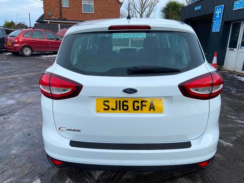 Used Ford C-MAX Zetec 2016 White MPV