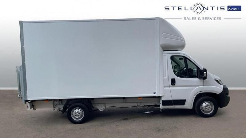 White New 2025 Peugeot Boxer Business-Line Van | £29,495 (Expensive) - Image 1/4
