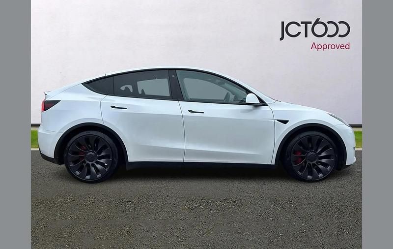 Used Tesla Model Y Performance 392 kW (534 HP) 2023 White SUV