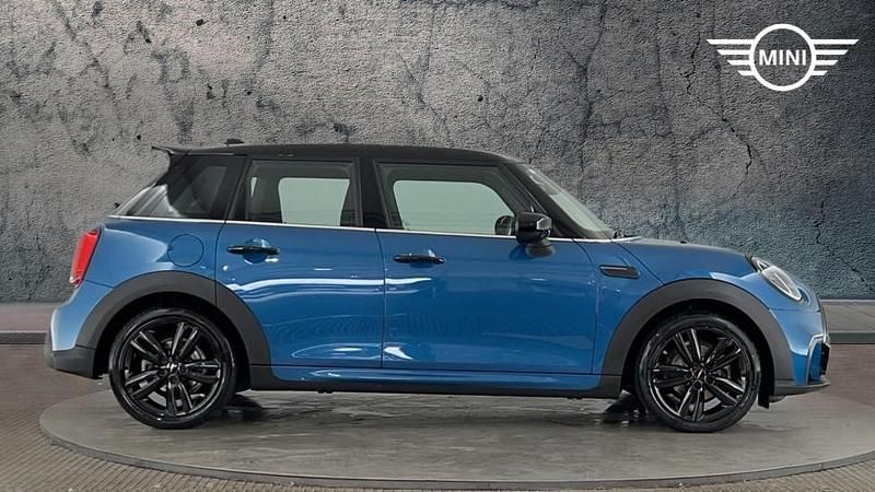Used Mini Cooper Hatch 134 HP (98 kW) 2023 Blue Hatchback