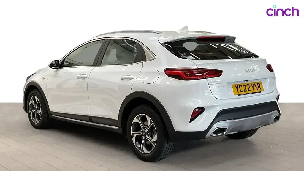 Used Kia XCeed 2022 White SUV