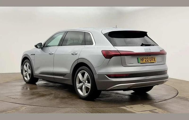 Used Audi e-tron Advanced 300 kW (408 HP) 2022 Silver SUV