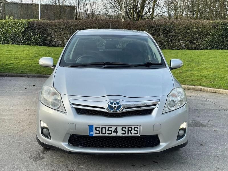 Used Toyota Auris Hybrid T4 2011 Silver Hatchback