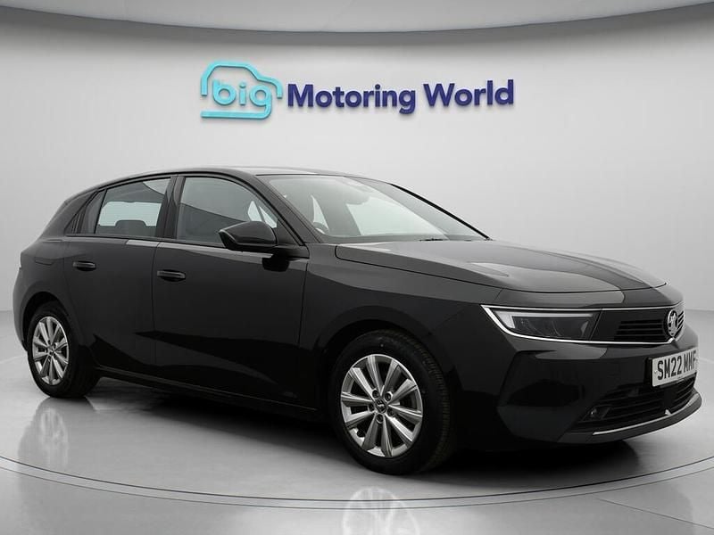 Black Used 2022 Vauxhall Astra Design Edition Hatchback | £12,200 (Fair price) - Image 1/4