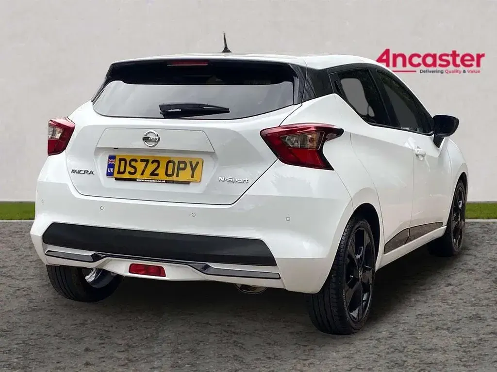 Begagnad Nissan Micra 91 HK (66 kW) 2022 Vit Halvkombi