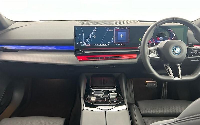 Used BMW 530e M Sport 299 HP (219 kW) 2025 Grey Estate