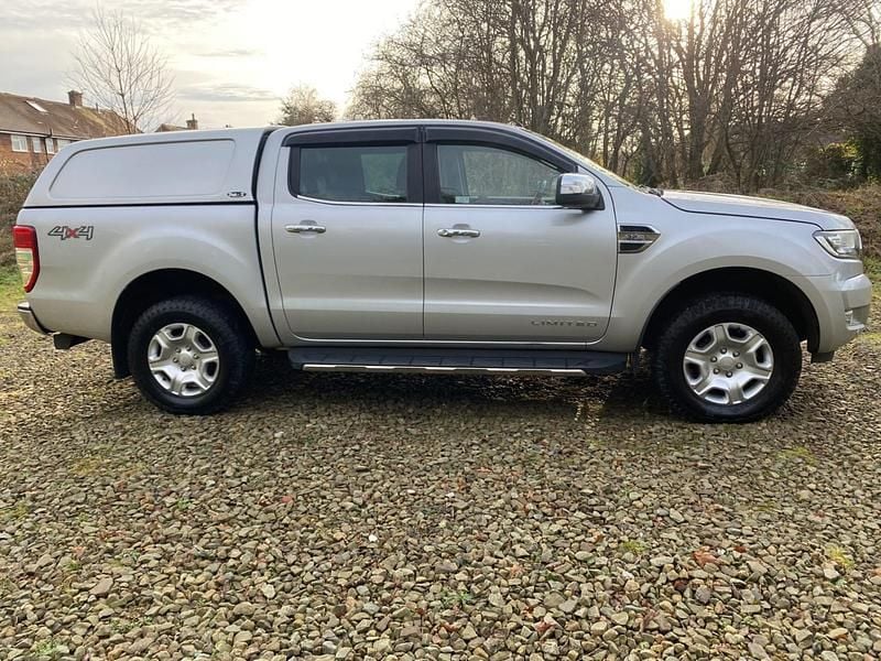Used Ford Ranger Limited 2016 Machine silver Pickup