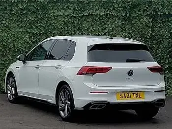 Used VW Golf VIII R-line 130 HP (95 kW) 2021 White Hatchback