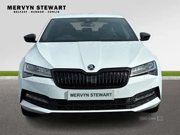 Used Skoda Superb SportlinePlus 150 HP (110 kW) 2024 White Hatchback