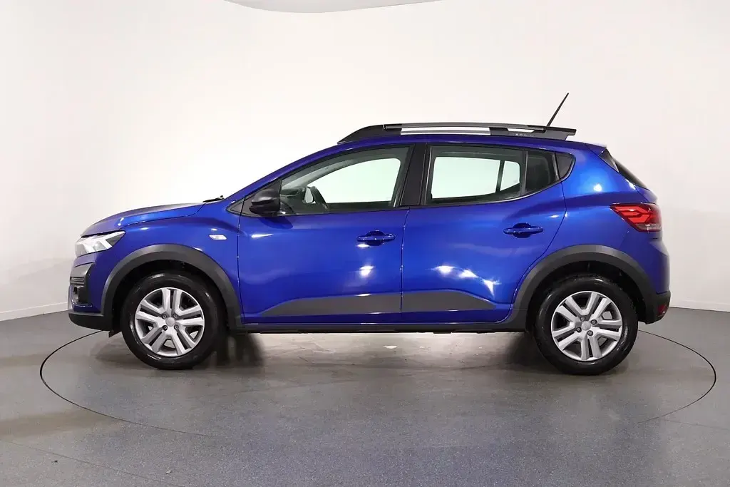 Used Dacia Sandero Expression 2023 Blue Hatchback