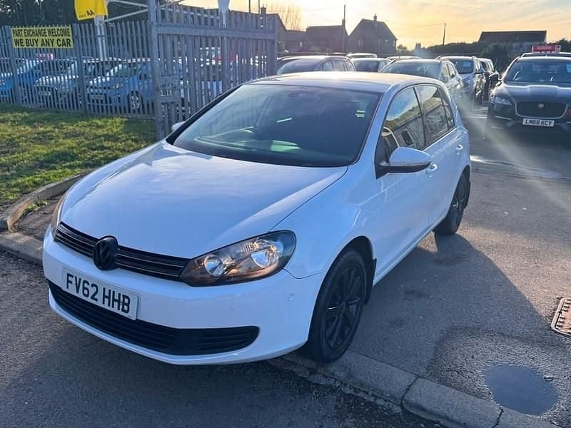 Used VW Golf VII Match 122 HP (89 kW) 2012 White Hatchback