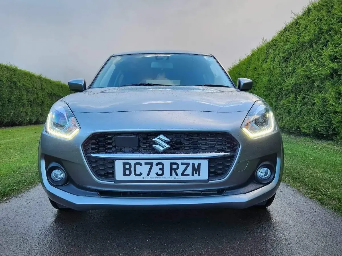 Used Suzuki Swift SZ-T 83 HP (61 kW) 2024 Silver Hatchback
