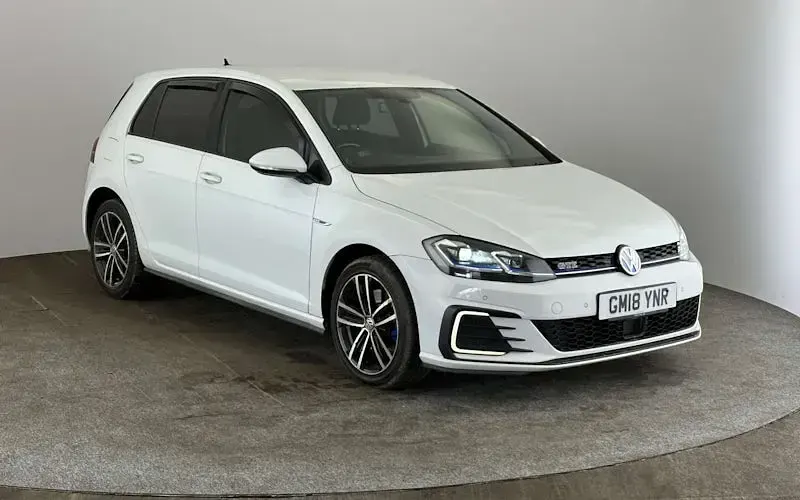 Used VW Golf VII GTE 204 HP (150 kW) 2018 Hatchback