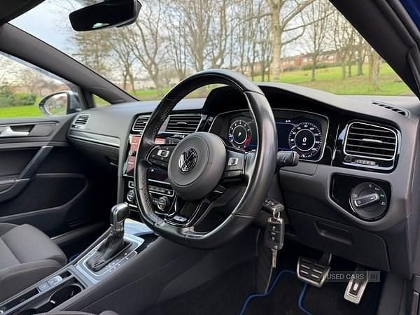 Used VW Golf VII R 300 HP (220 kW) 2019 Blue Hatchback