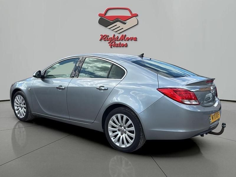 Used Vauxhall Insignia Elite 160 HP (117 kW) 2011 Silver Hatchback