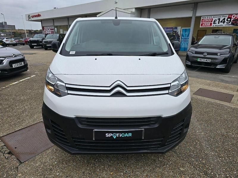 White Used 2022 Citroën Dispatch MPV | £11,495 (Good price) - Image 1/4