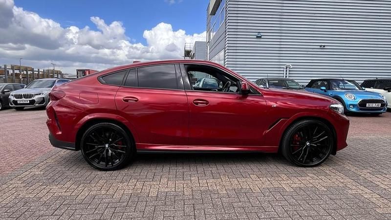 Used BMW X6 M Sport 282 HP (207 kW) 2022 Red SUV