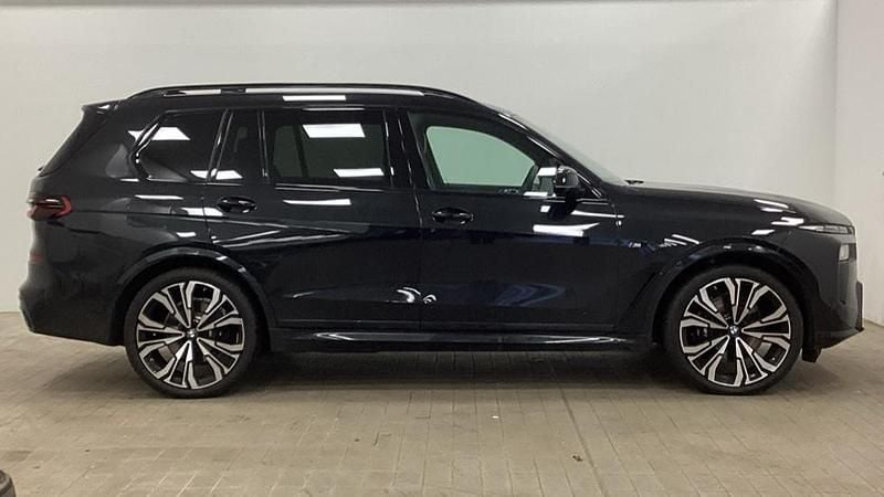 Used BMW X7 M Sport 347 HP (255 kW) 2023 Black SUV